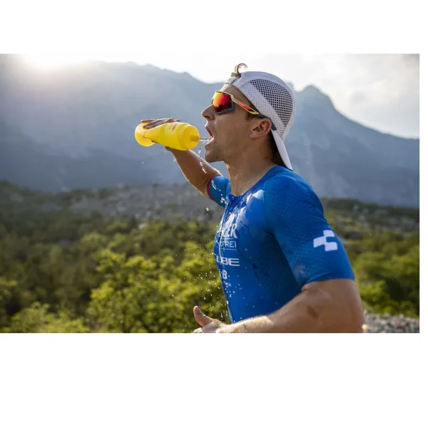 PowerBar Bote IsoActive Frutos Rojos 600gr